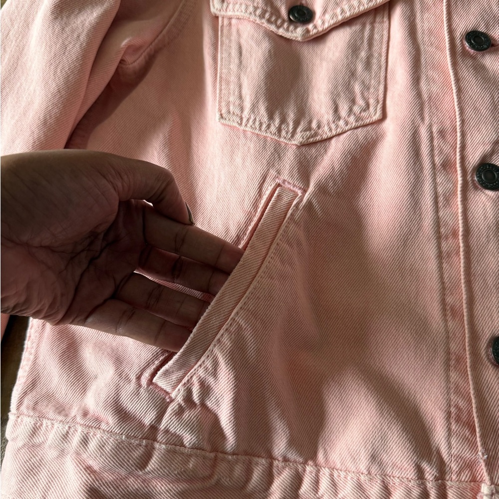 LEVI’s Original Puff Sleeve Trucker Jacket - Picture 3 of 12